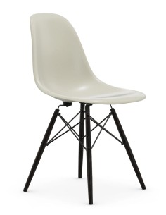 Eames fiberglass side chair dsw