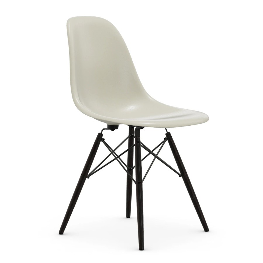 Eames fiberglass side chair dsw