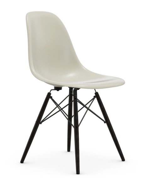 Eames fiberglass side chair dsw