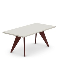 Em table