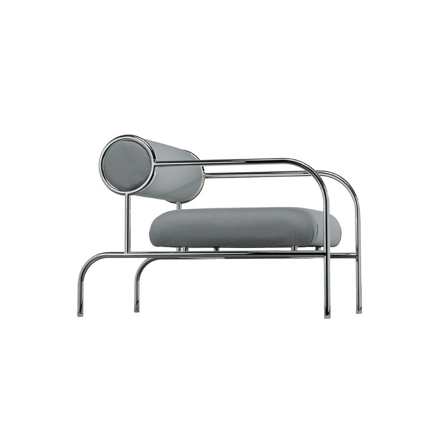 Sofa with arms