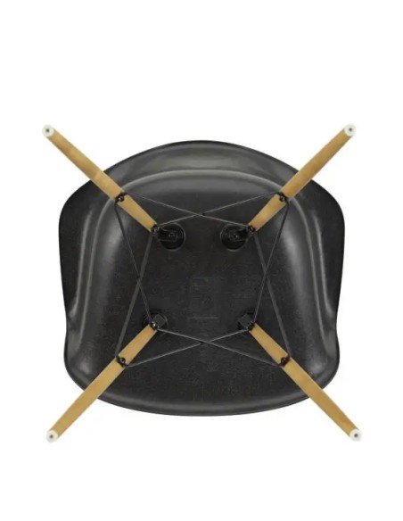Eames fiberglass armchair daw
